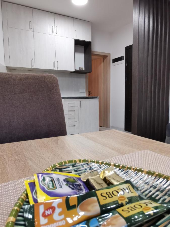 Apartman Centar 3 อูชิเซ ภายนอก รูปภาพ