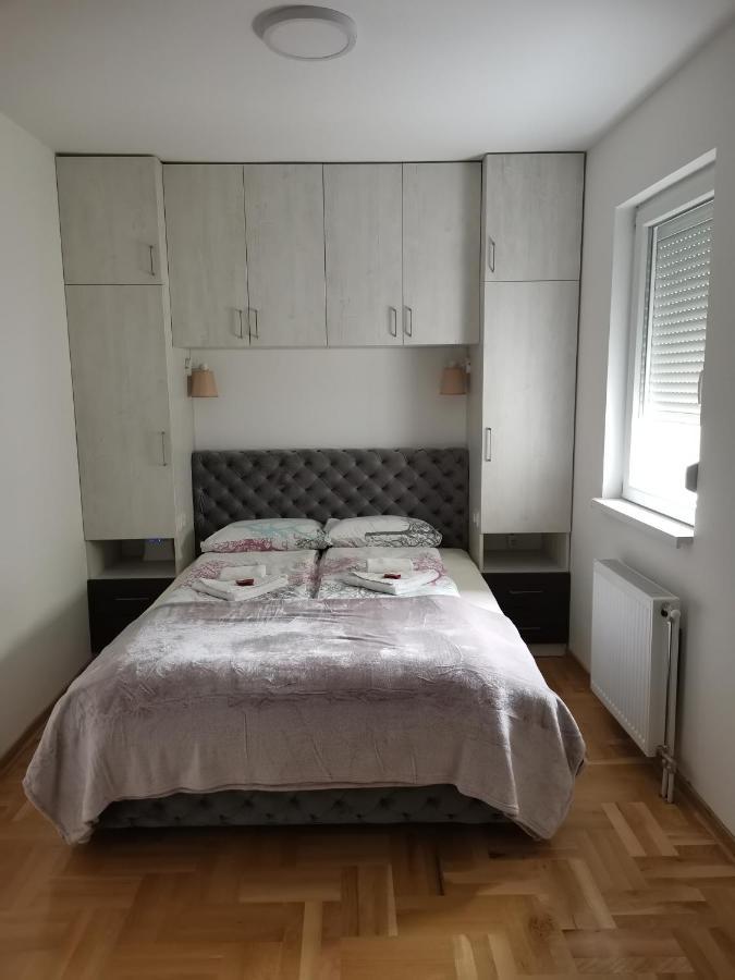 Apartman Centar 3 อูชิเซ ภายนอก รูปภาพ