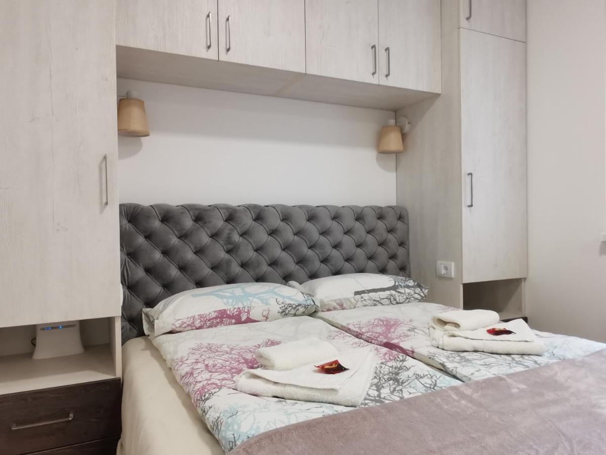 Apartman Centar 3 อูชิเซ ภายนอก รูปภาพ